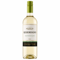 vino blanco reservado.